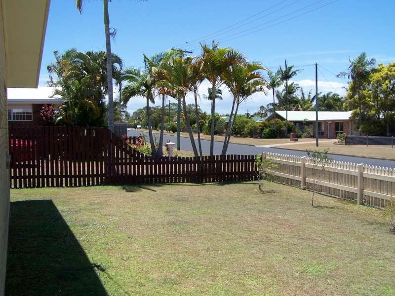 2 Nullor Street, Scarness QLD 4655