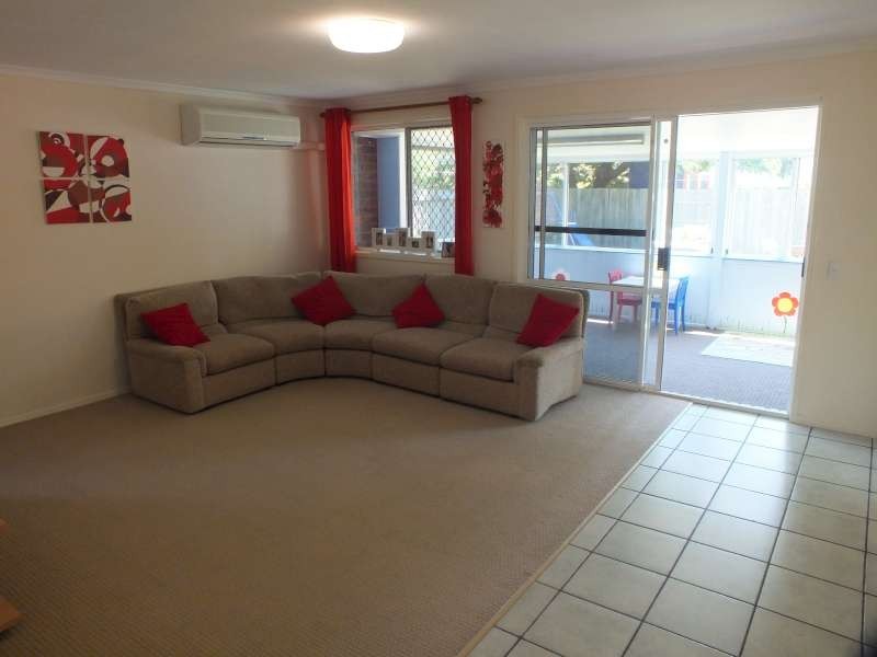 98 Murphy Street, Point Vernon QLD 4655