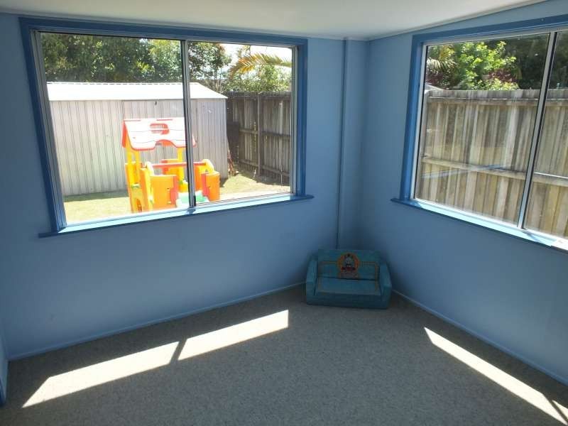 98 Murphy Street, Point Vernon QLD 4655