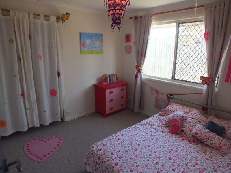 98 Murphy Street, Point Vernon QLD 4655