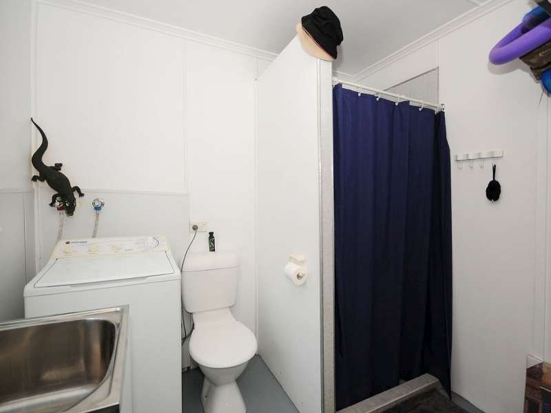 327 Boat Harbour Drive, Scarness QLD 4655