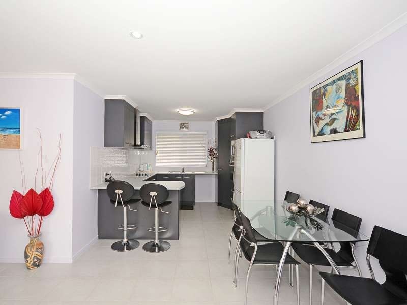 1 Sonder Street, Urangan QLD 4655