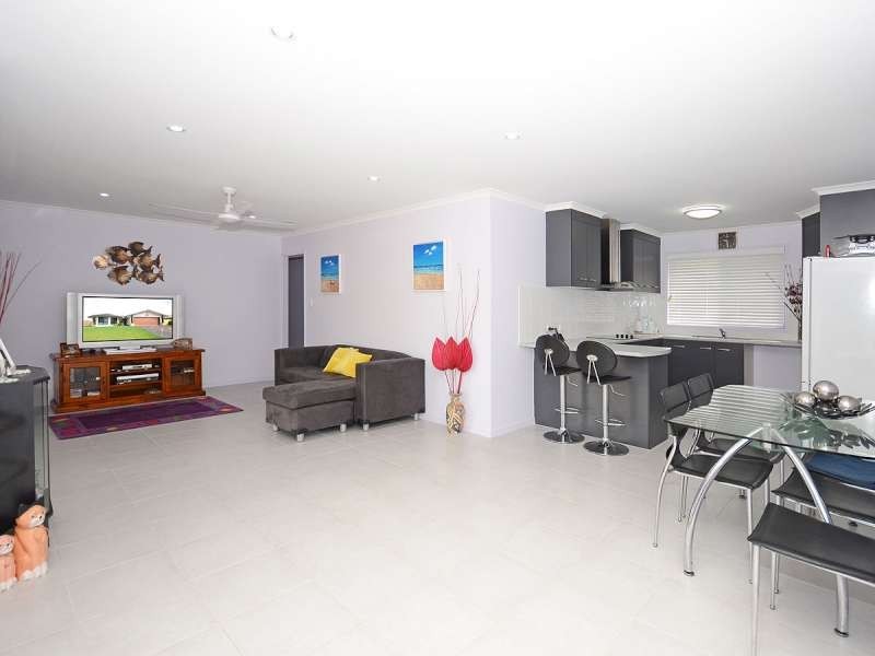 1 Sonder Street, Urangan QLD 4655