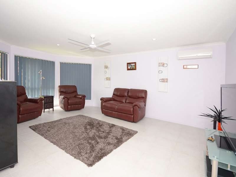 1 Sonder Street, Urangan QLD 4655