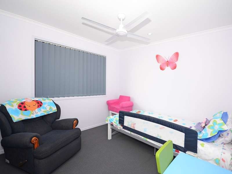 1 Sonder Street, Urangan QLD 4655