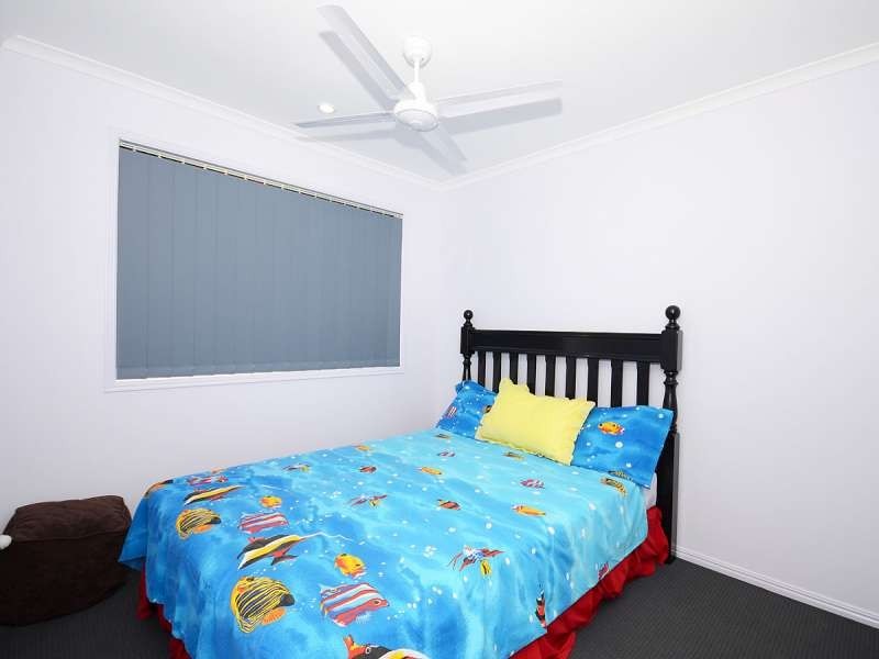 1 Sonder Street, Urangan QLD 4655