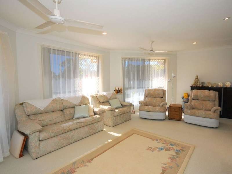 11 Exeter Street, Torquay QLD 4655