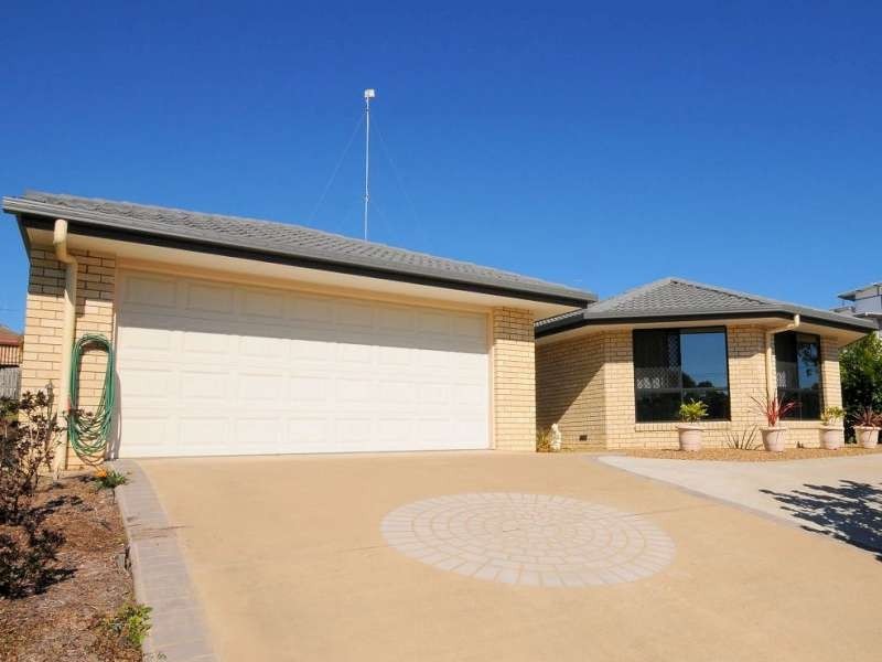 11 Exeter Street, Torquay QLD 4655