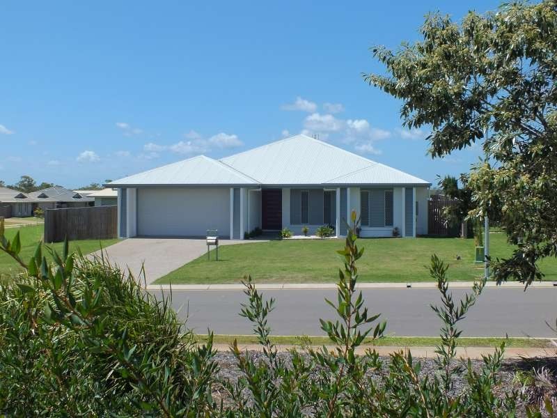 51 Parklands Boulevard, Wondunna QLD 4655
