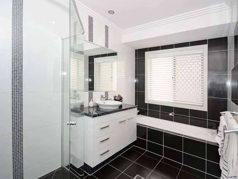 51 Parklands Boulevard, Wondunna QLD 4655