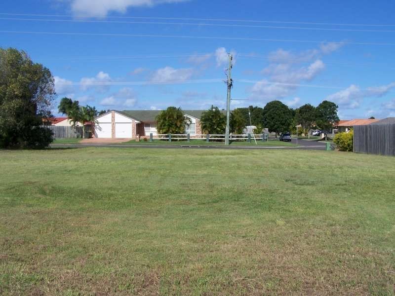 Unit 1 / 103 Nissen Street, Urraween QLD 4655