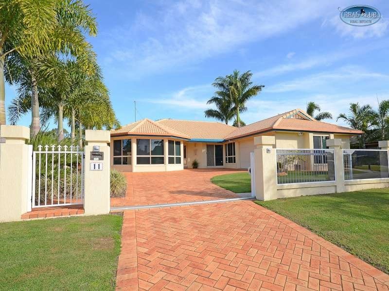 11 Bowerbird Avenue, Eli Waters QLD 4655
