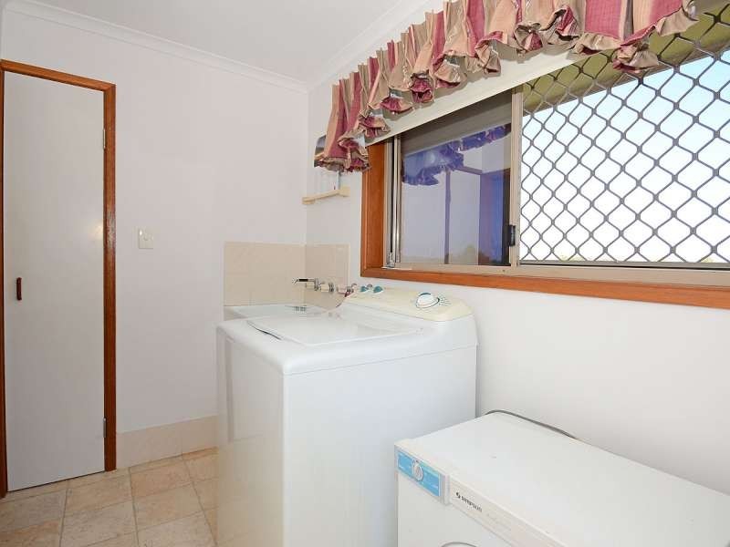 74 Murphy Street, Point Vernon QLD 4655