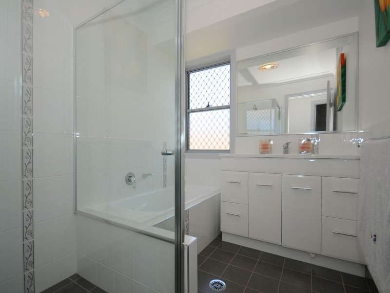 63 Parklands Boulevard, Wondunna QLD 4655