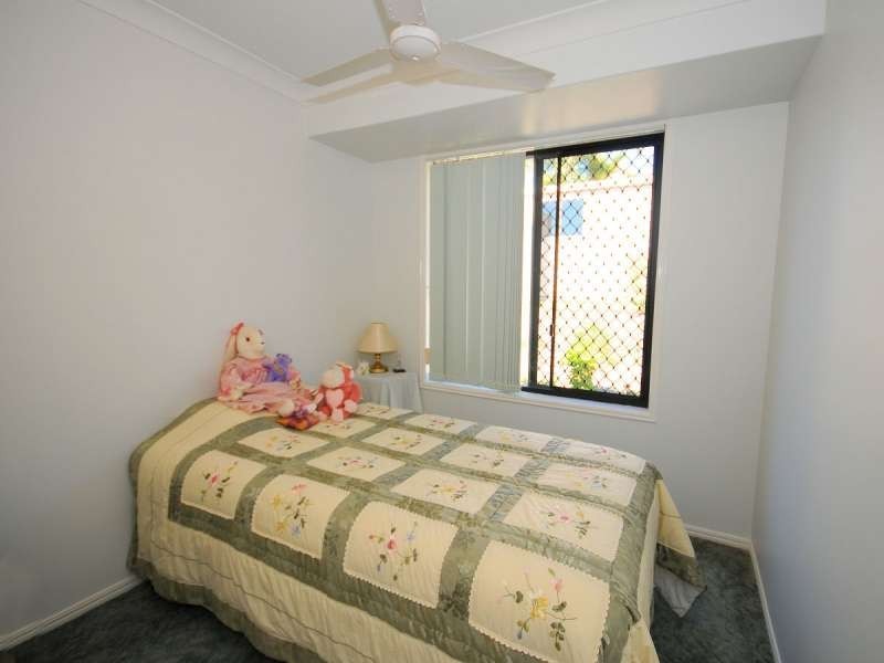 11 Exeter Street, Torquay QLD 4655