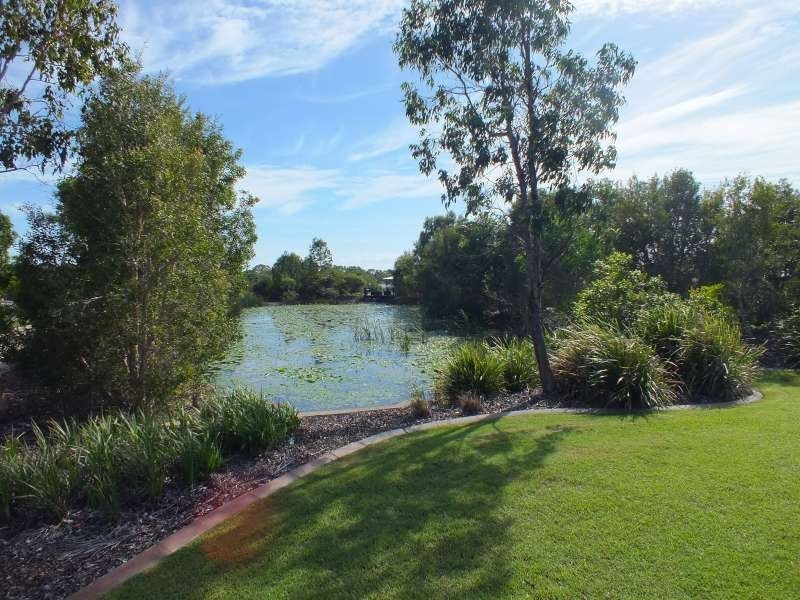 9 Parklink East Avenue, Wondunna QLD 4655