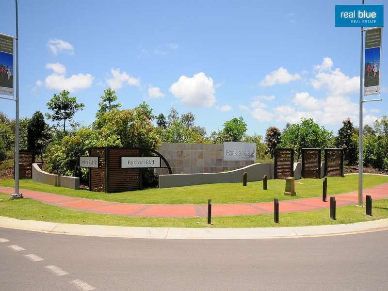9 Parklink East Avenue, Wondunna QLD 4655