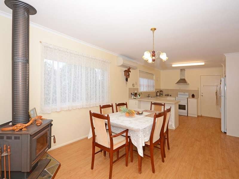3 Top Street, Torquay QLD 4655