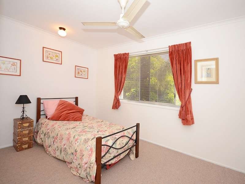 3 Top Street, Torquay QLD 4655
