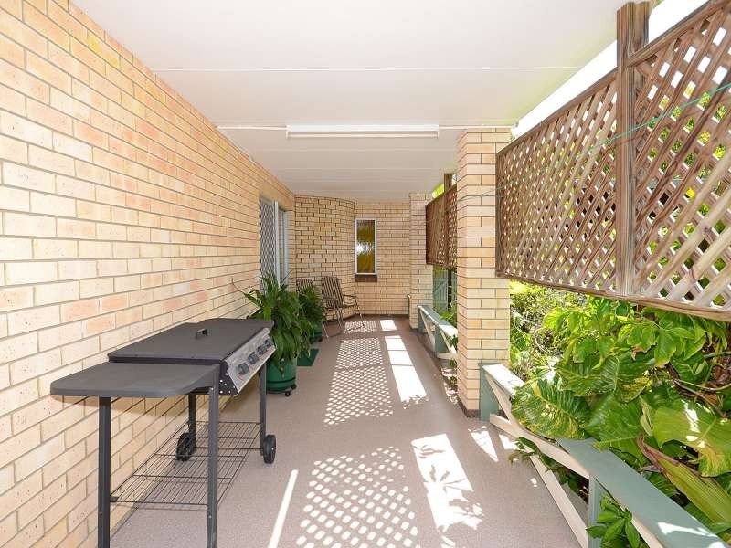 3 Top Street, Torquay QLD 4655