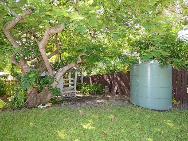 3 Top Street, Torquay QLD 4655