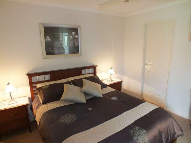 Point Vernon QLD 4655