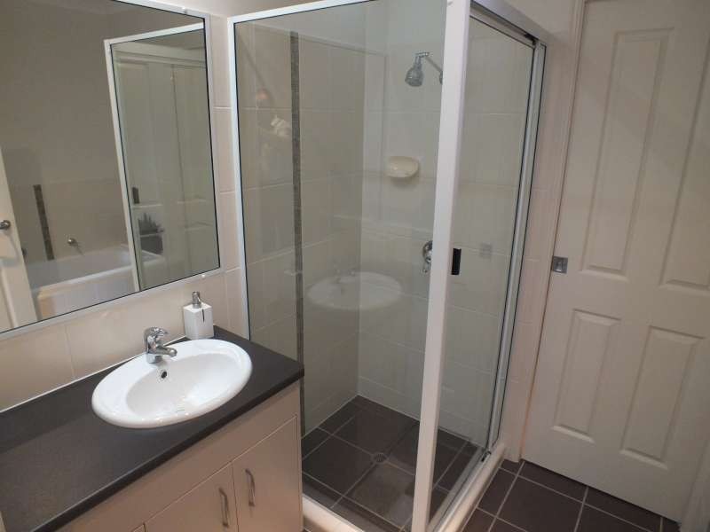 Point Vernon QLD 4655