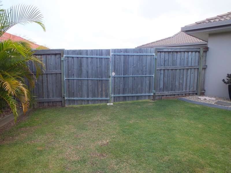 Point Vernon QLD 4655