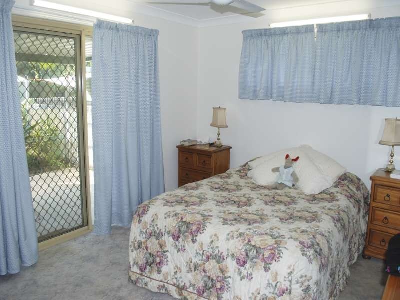 12 Marr Street, Point Vernon QLD 4655