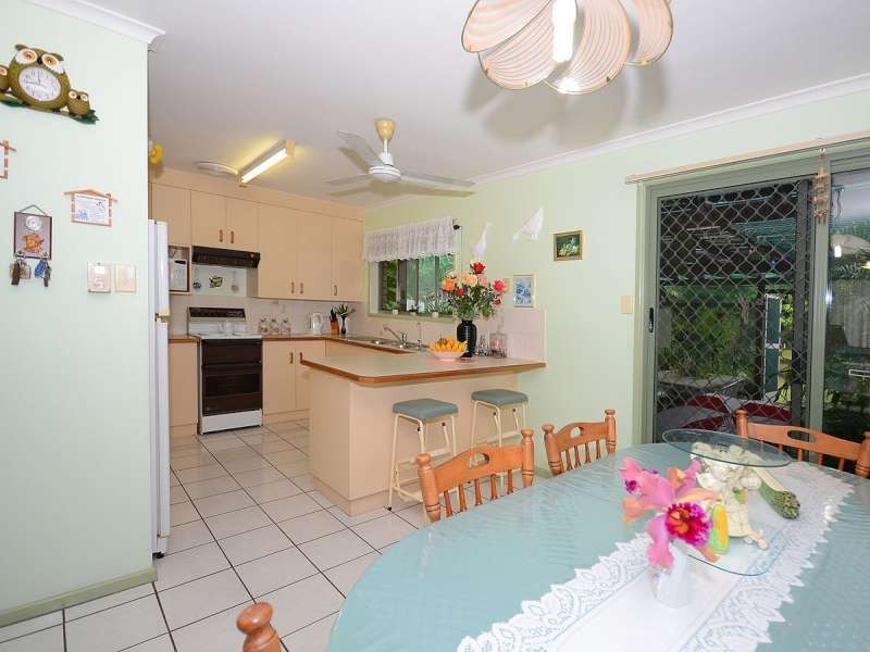 25 Fairway Drive, Urraween QLD 4655