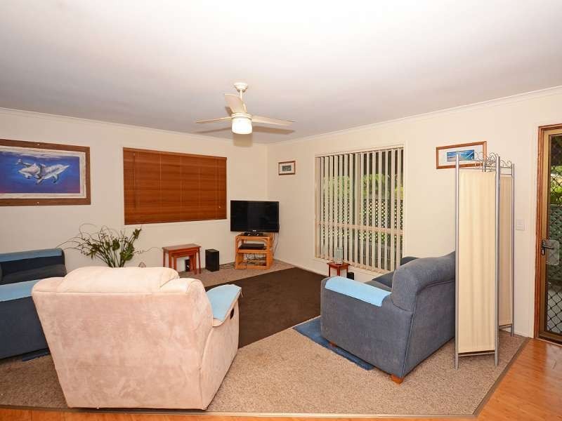 34 Fairway Drive, Urraween QLD 4655
