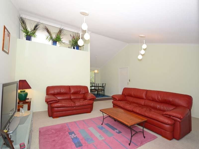 1 Eddie Court, Point Vernon QLD 4655