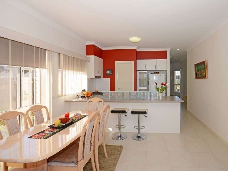 7 Lady Nelson Drive, Mariners Cove, Eli Waters QLD 4655