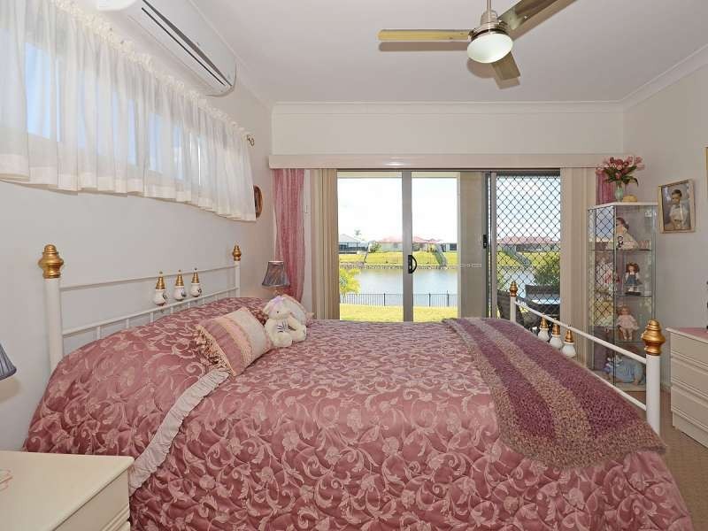 7 Lady Nelson Drive, Mariners Cove, Eli Waters QLD 4655