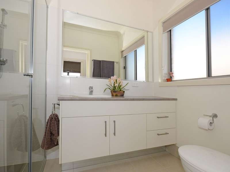 7 Lady Nelson Drive, Mariners Cove, Eli Waters QLD 4655