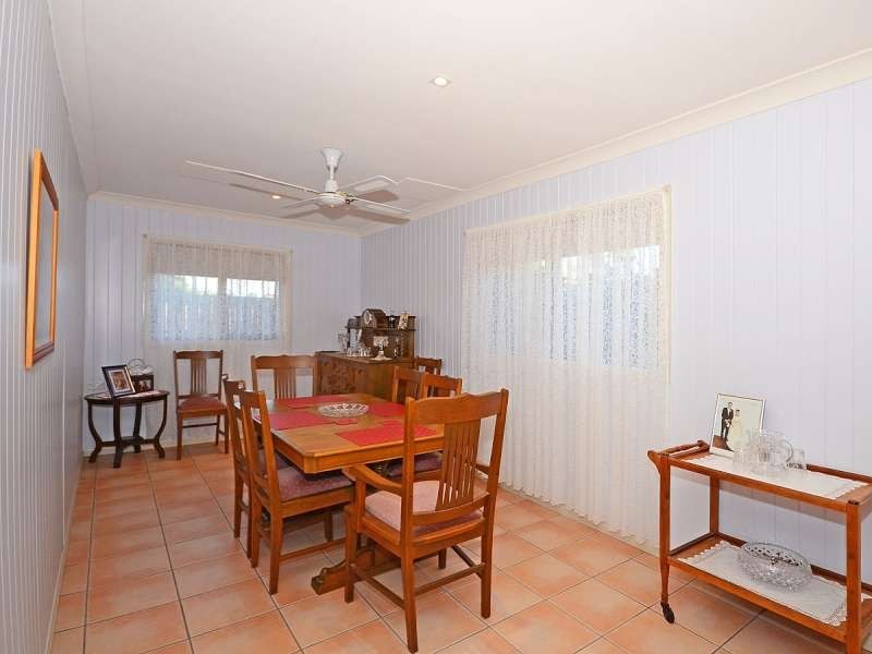32 Brighton Street, Point Vernon QLD 4655