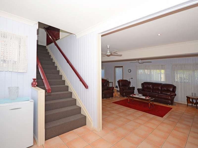 32 Brighton Street, Point Vernon QLD 4655