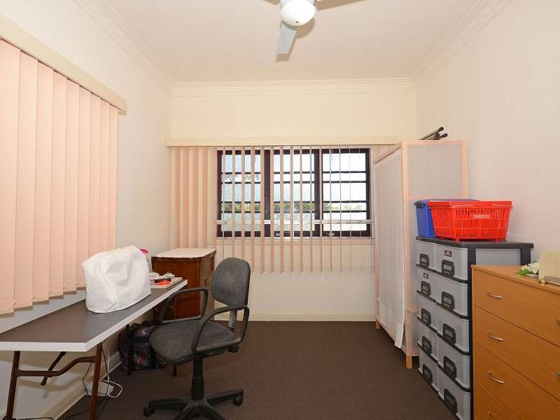 32 Brighton Street, Point Vernon QLD 4655