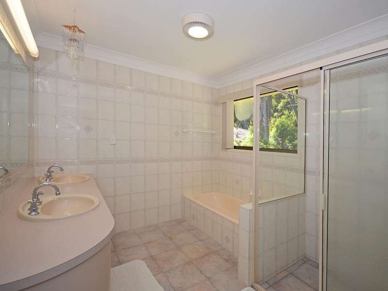 56 Maree Street, Wondunna QLD 4655