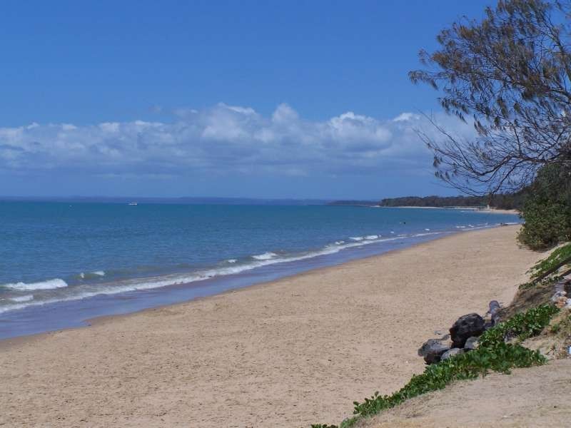 30 Bideford Street, Torquay QLD 4655