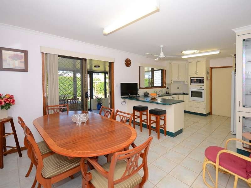 4 North Street, Point Vernon QLD 4655