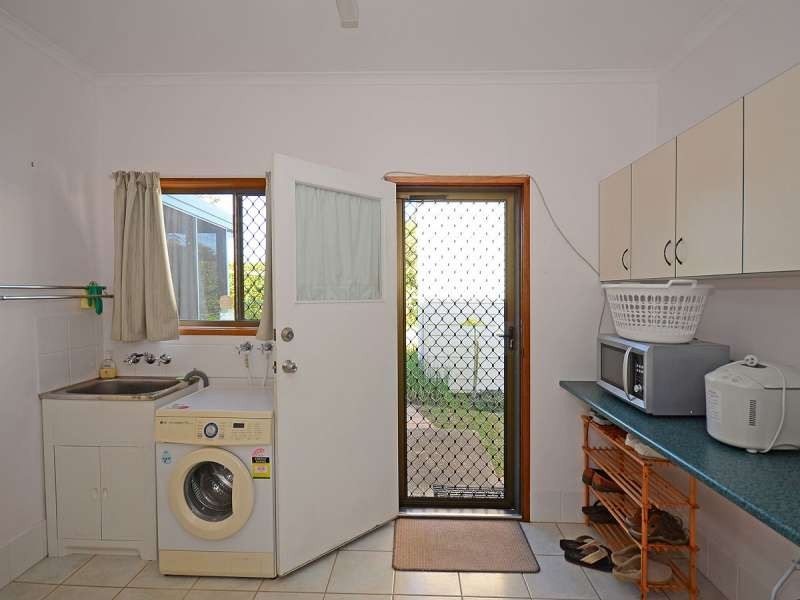 4 North Street, Point Vernon QLD 4655