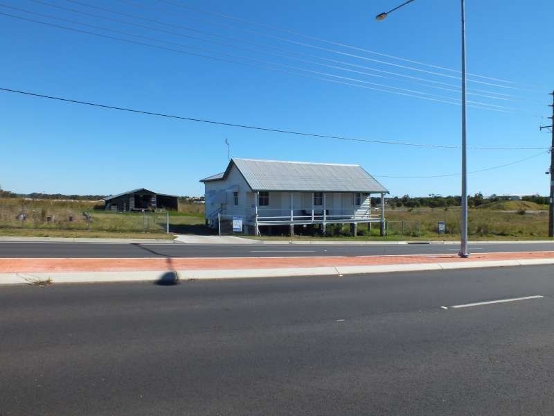 139 – 141 Main Street, Urraween QLD 4655
