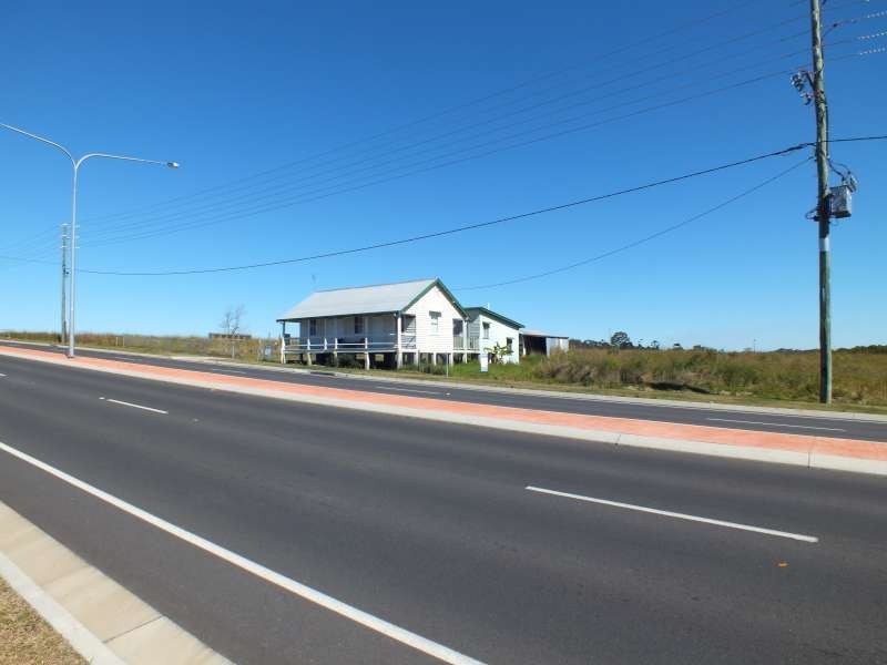139 – 141 Main Street, Urraween QLD 4655