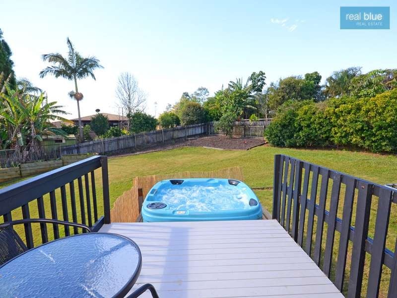 12 Crawford Drive, Dundowran QLD 4655