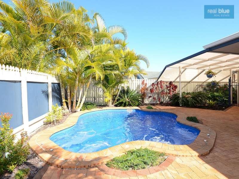 33 Barker Street, Point Vernon QLD 4655