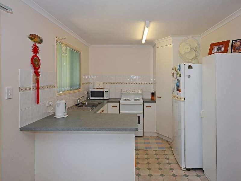 71 North Street, Point Vernon QLD 4655