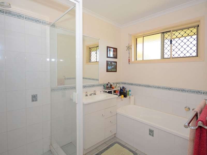 71 North Street, Point Vernon QLD 4655