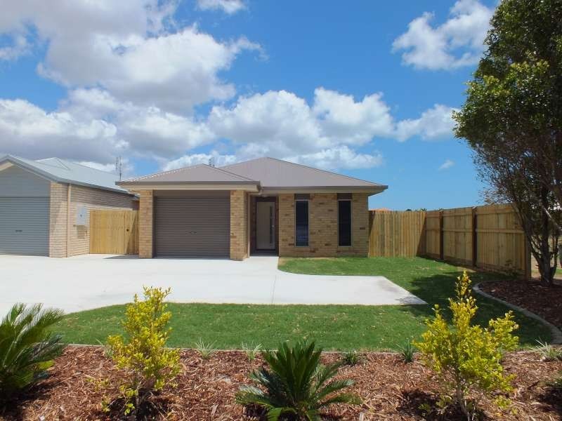 2/103 Nissen Street, Urraween QLD 4655