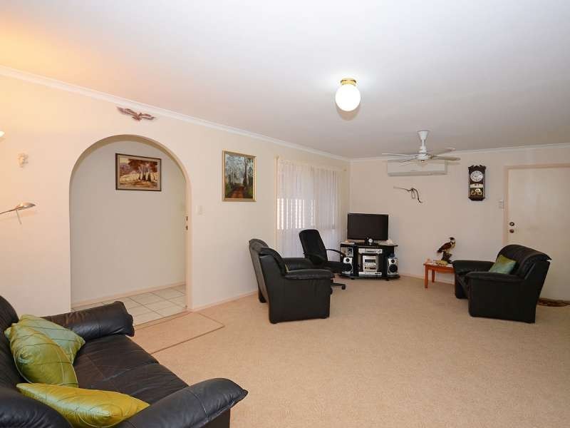 8 Harvard Place, Urraween QLD 4655